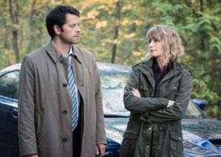 'Supernatural' season 12 spoilers: One Winchester in life or death situation?