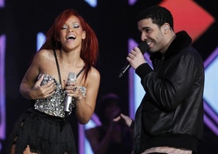 Drake and Rihanna News: Tries To Recapture Rihanna's Attention Amid Leonardo DiCaprio Reports