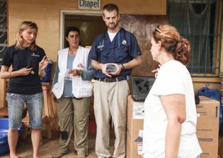 Christian Doctor Kent Brantly Gives Blood To Dallas Nurse With Ebola