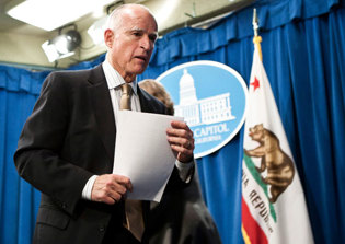 Calif. Gov. Jerry Brown: Americans Have 'Religious Call' to Embrace Immigrants