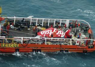 AirAsia Missing Plane Search Latest News: Black Box Found, Up to 2 Weeks to Analyze Data