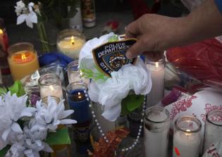 Pastor Remembers Slain NYPD Officer As Faithful Family Man