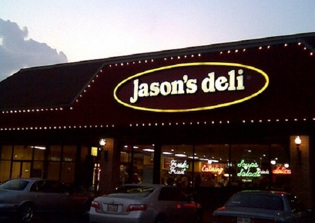 Man arrested for choking 8-year-old girl in Chicago restaurant bathroom