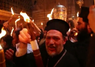 Miracle of the Holy Fire mystery embraced by Russian Christians