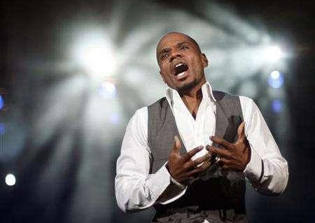 Gospel singer Kirk Franklin wants to make God a 'cultural star'