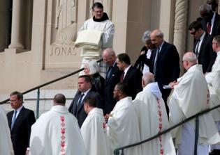 Megachurch Pastor David Jeremiah says Supreme Court Justices are more powerful than kings and dictators