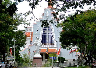 Human rights groups urge Vietnamese govertnment to revise draft religion law