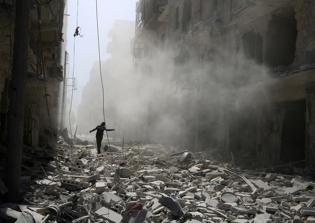 Airstrikes destroy at least 20 churches in Aleppo, Syria