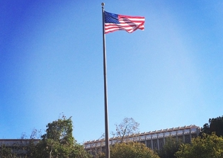 Students at University of California, Vote to Ban American Flag, Draw Criticism