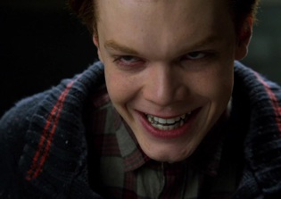 'Gotham' Spoilers, Latest News: Has Joker Arrived? Maniacal Baddie to Debut on Feb. 16 Show 'The Blind Fortune Teller'