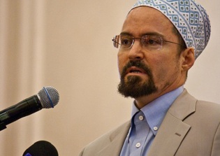 Peaceful Muslims view US LGBT issues as 'completely insane,' says Muslim leader