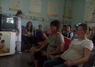 Pregnant women in China go into hiding to avoid forced abortions