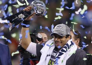 Seattle Seahawks' QB Russell Wilson Gives Glory to God After Win