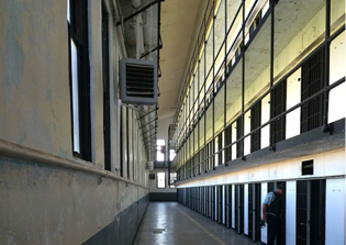 Christian woman back in Iran prison after temporary release on health grounds