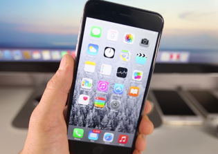 iOS 8.1.2 Update Review, Features: 'Weak' Update Fails To Address Many Bug Issues