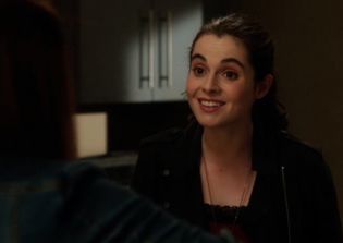 'Switched at Birth' season 5 news, spoilers: Toby and Lily's wedding might not happen; Bay chooses Travis