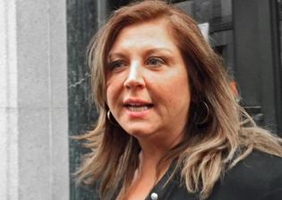 'Dance Moms' news update: Coach Abby Lee Miller to enter guilty plea in fraud case