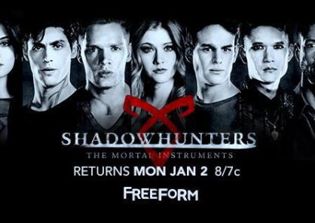 'Shadowhunters' season 2 spoilers: Katherine McNamara hints 'darker' and 'sexier' episodes; Clary meets a new rival