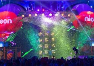 Nickelodeon debuts gay couple in children's cartoon 'The Loud House'