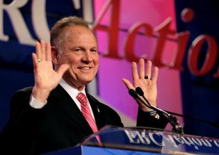 Church of Satan claims 'Christians love pedophilia' amid Roy Moore scandal