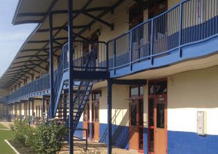 Senator Bob Menendez Slams Feds on 'Enhanced' Detention Policy for Undocumented Families