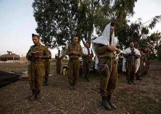 Israeli victims of terror attacks honored prior to Israel's Memorial Day