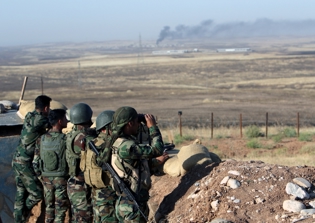 U.S.-led coalition troops seen close to front line in new Iraq offensive