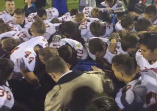 High school football coach who was fired for praying after games loses his appeal