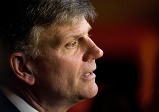 Franklin Graham Objects to $250K Muslim Prayer Room at Orlando Int'l Airport