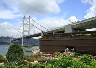 Chinese netizens denounce opening of Christian theme park in Mao Zedong's home province