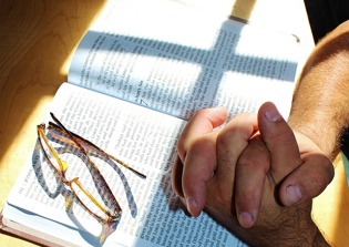 Indiana school district gives in to atheist group's demand to ban prayer at graduation ceremonies