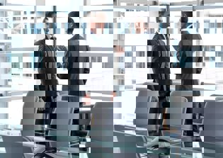 'Suits' season 6 episode 15 spoilers, news: Harvey ruins Mike's chance of becoming a lawyer; Donna drifting away from the firm