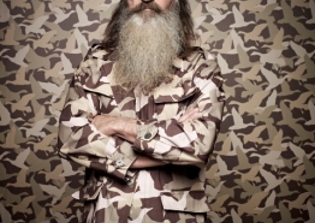 Kirk Cameron Spends 44th Birthday With 'Duck Dynasty' Clan