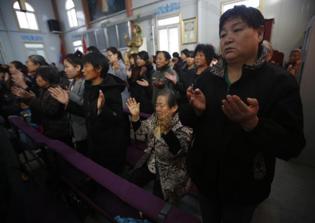 Chinese Christians on trial for spying as part of crackdown against churches
