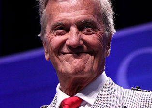 President Obama is 'more Muslim than Christian,' says Pat Boone