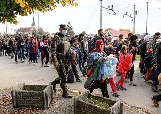 Bishop raises money to pay ransom for 226 Christian hostages in Syria