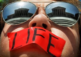 Baby moving, breathing after attempted abortion, 911 audio recording reveals