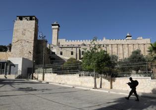Israeli leaders decry U.N. resolution that declares Abraham's tomb as Palestinian heritage site