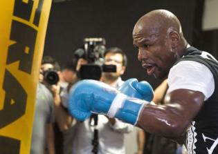 Conor McGregor vs. Floyd Mayweather news: Mayweather confirms the fight will happen, says Freddie Roach