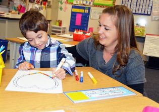 Teacher Donates Kidney To Save Her 1st Grade Student In Texas