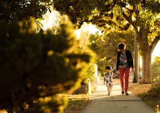 Ways in which single mothers can manage debts and become debt-free