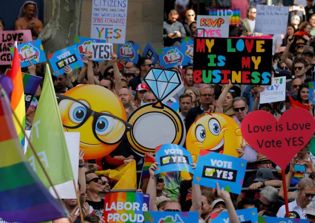 Australians voice support for legalizing same-sex marriage in nationwide postal survey