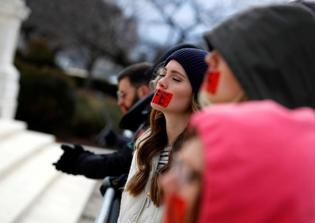 Federal judge blocks Alabama law banning abortion facilities near schools