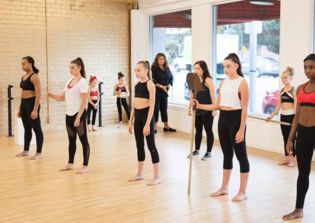 'Dance Moms' season 7 episode 7 spoilers: Nia gets all the pressure for ALDC's return in Fresno