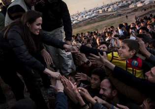 Iraq, Syria Latest News: Angelina Jolie Shocked By Worsening Plight Of Displaced Iraqis, Syrian Refugees