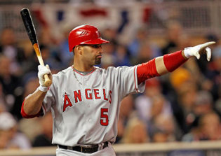 Employees at Anaheim Angels Stadium Told to Work Through National Anthem