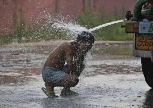 Death Toll Rises to Over 750 in Massive India Heat Wave