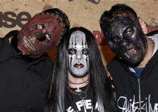 Mick Thomson Stabbed: Slipknot Guitarist Gets Stabbed in Back of the Head by Brother in Iowa Fight