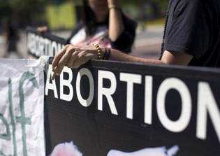 Court allows Louisiana abortion restrictions to go into effect