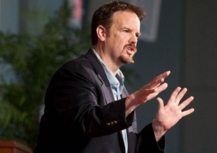 Ed Stetzer: Christians must talk about Jesus, not just 'show Him by their lives'